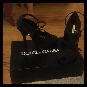 Dolce & Gabbana size 8